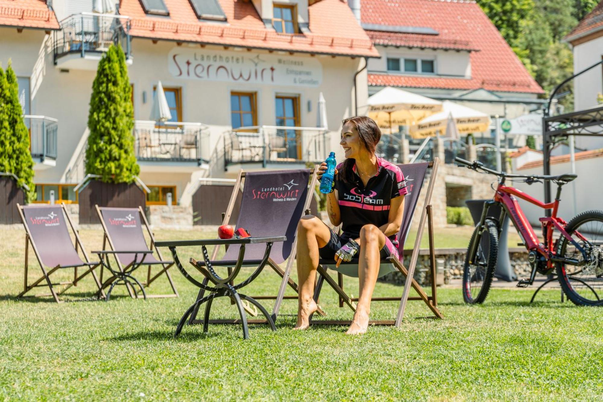 Landhotel Sternwirt - Das Wellnesshotel Zwischen Nuernberg Und Amberg Hogen Eksteriør bilde