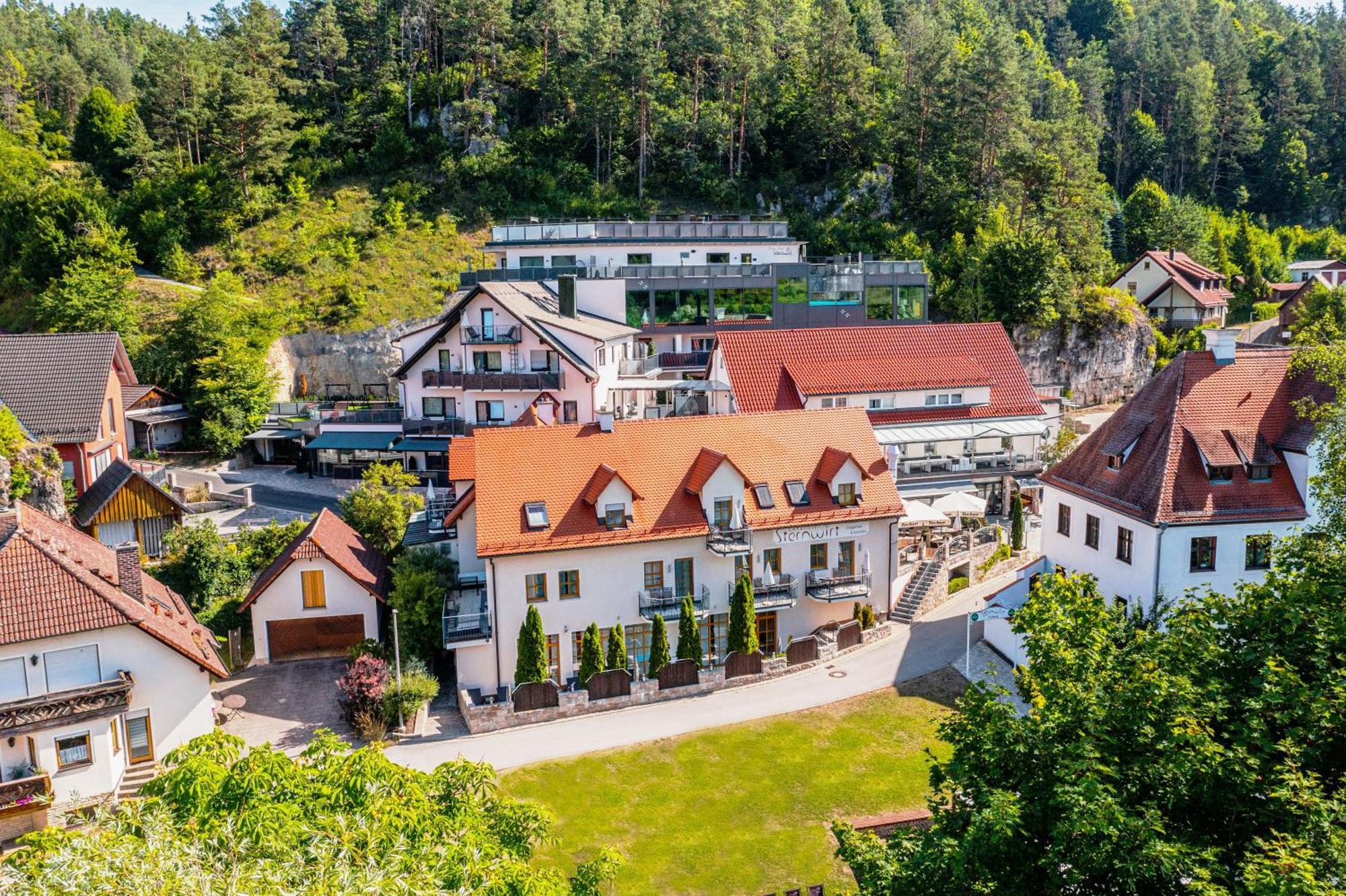 Landhotel Sternwirt - Das Wellnesshotel Zwischen Nuernberg Und Amberg Hogen Eksteriør bilde